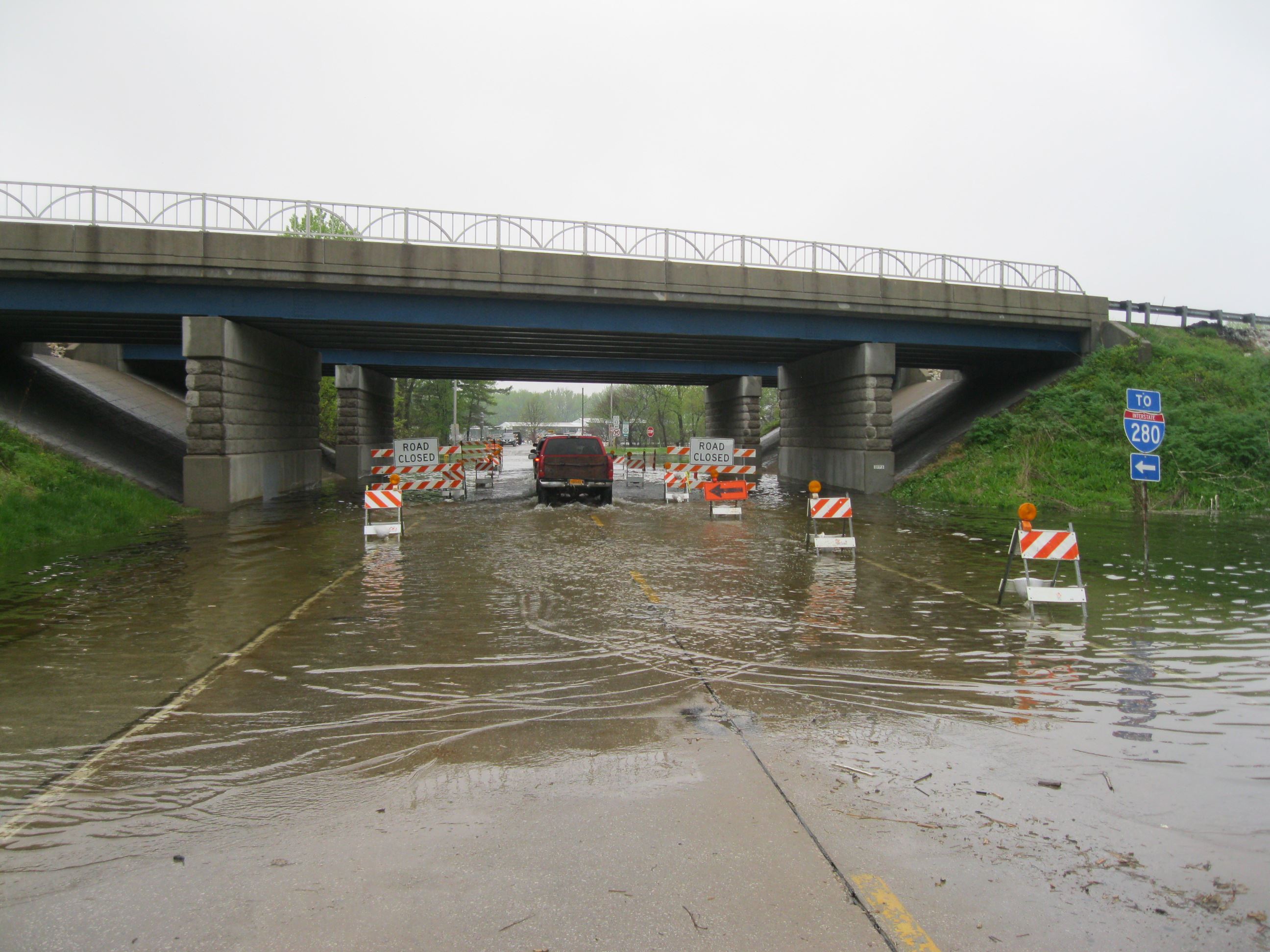 Road Closure at 31 AV IL 92 05.02.19