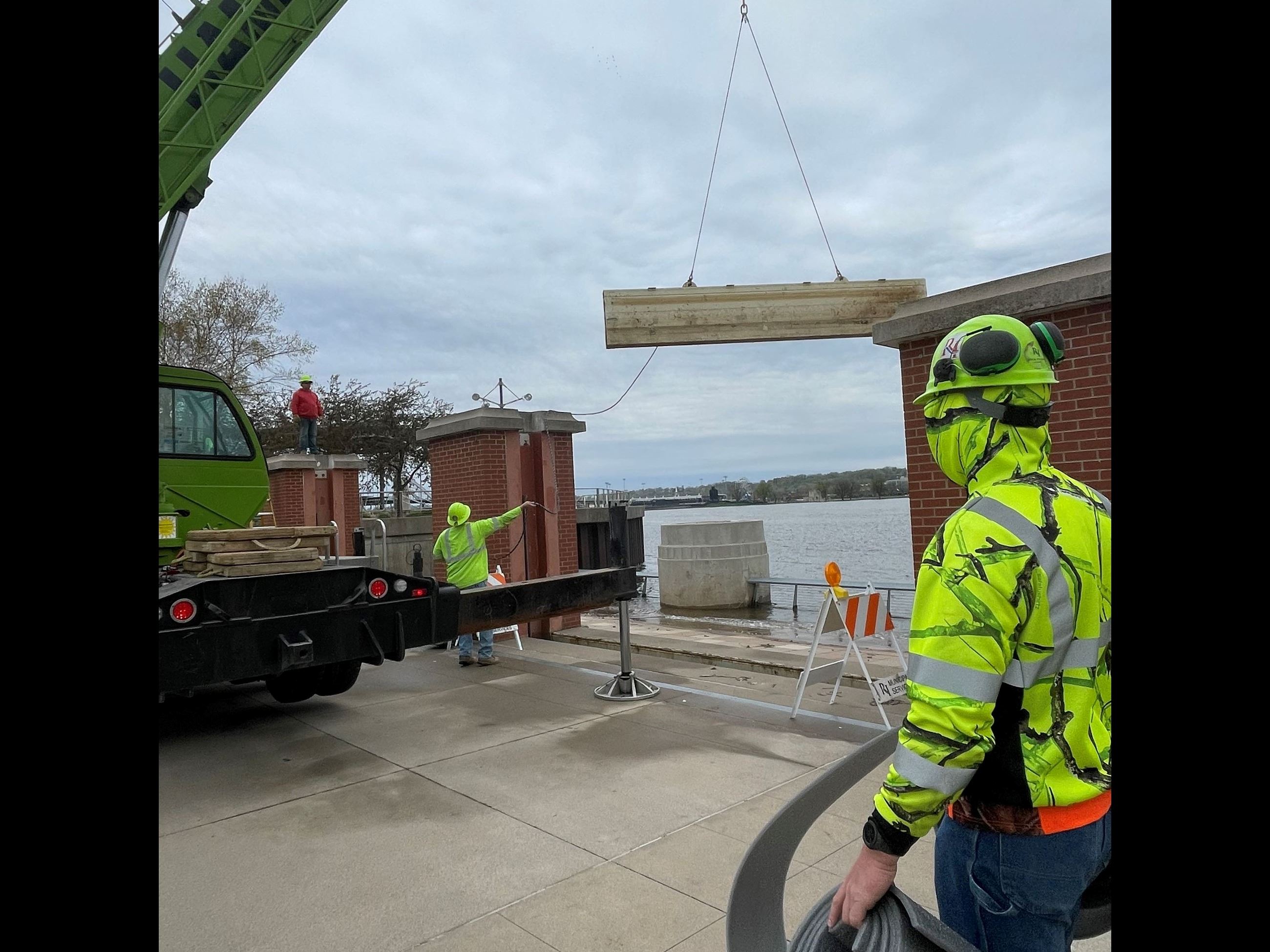 Flood Panel Installation at Schwiebert Park 