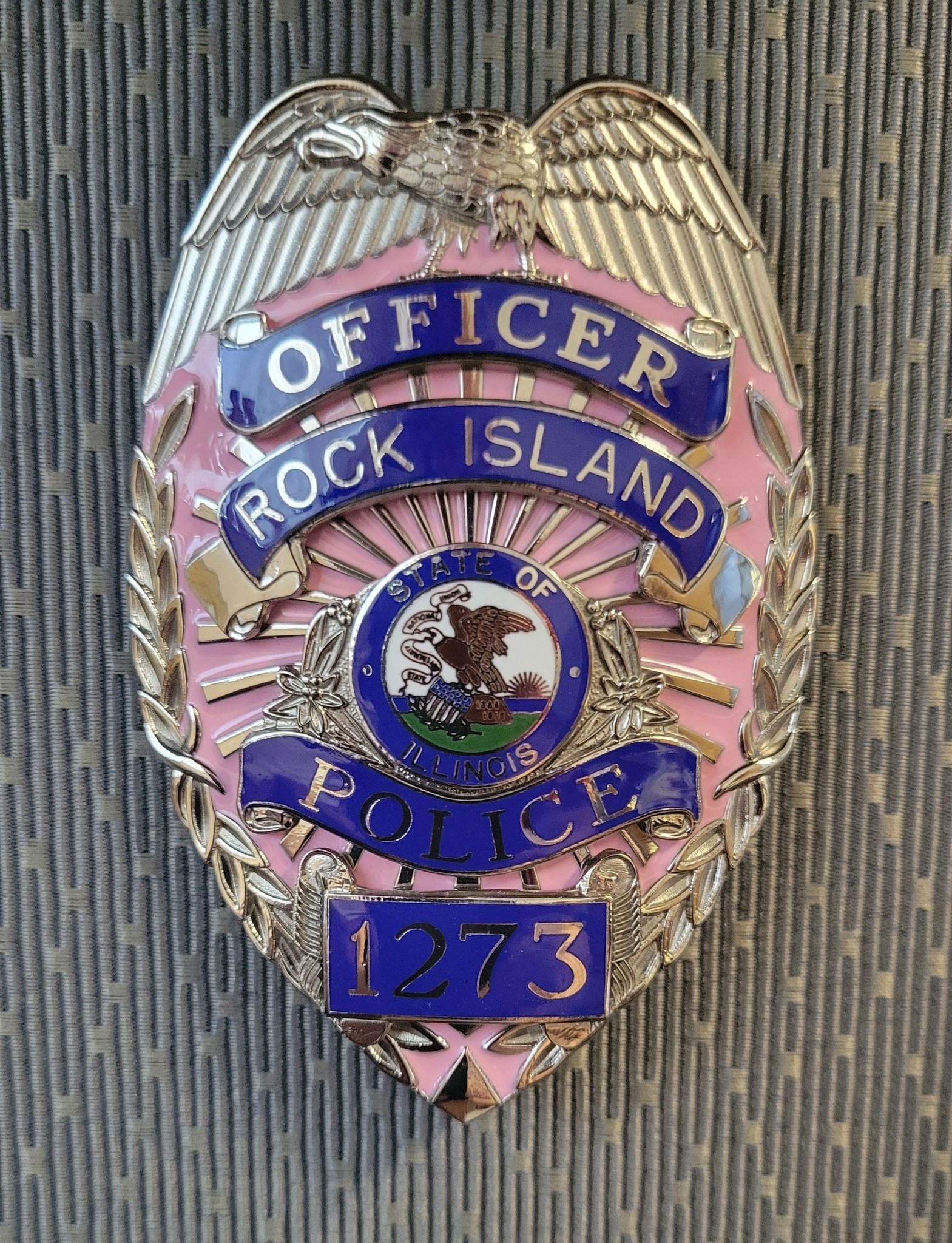 pink badge 